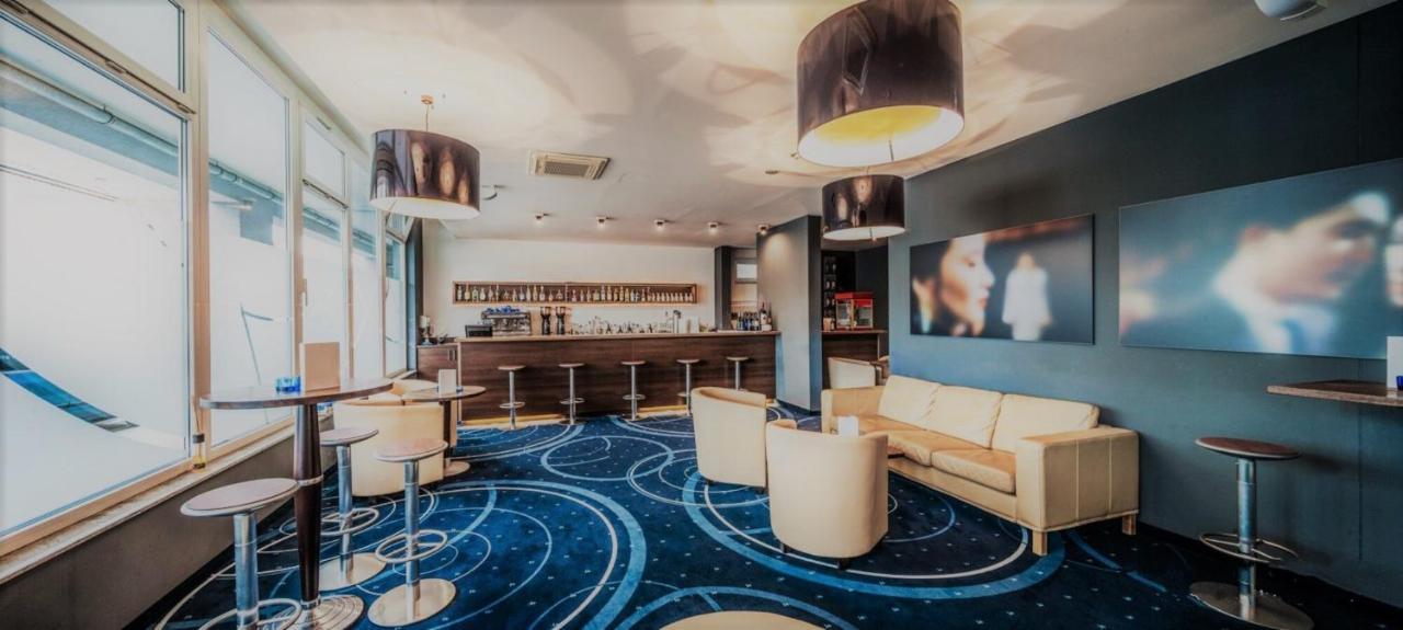 Hotel City Oase Lb Людвігсбург Екстер'єр фото